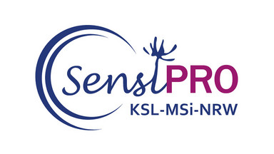 Logo der SensiPro-Schulung ist auf einem Laptop abgebildet.