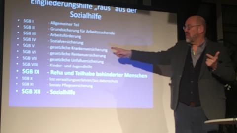 Vortrag von Dr. Ulrich Hase