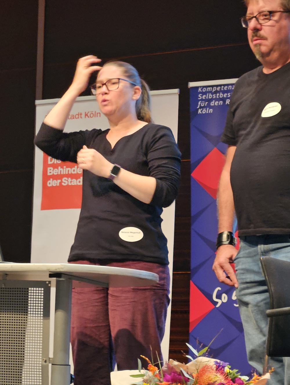 Melanie Wegerhoff (mit Assistent) vom KSL.MSi.NRW