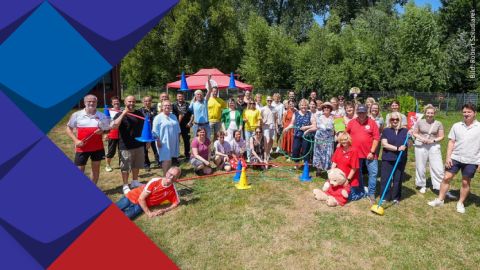 Gruppenfoto der Teilnehmenden am Aktionstag. Verschiedne Multiplikatoren der Stadt Hamm und Organisationen.