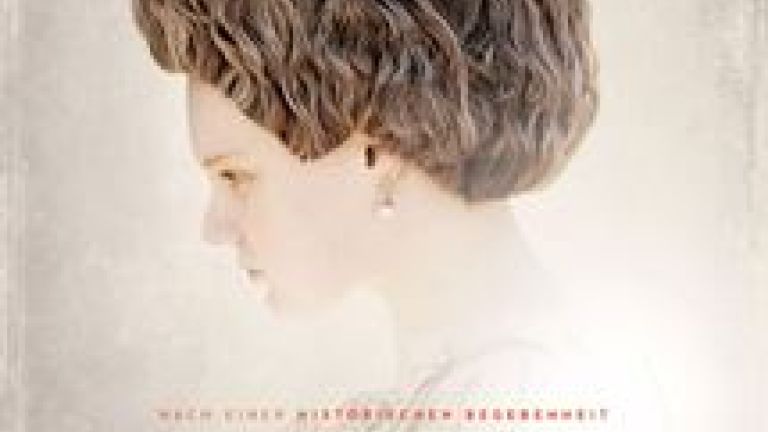 Seitenansicht des Gesichtes der Pianistin