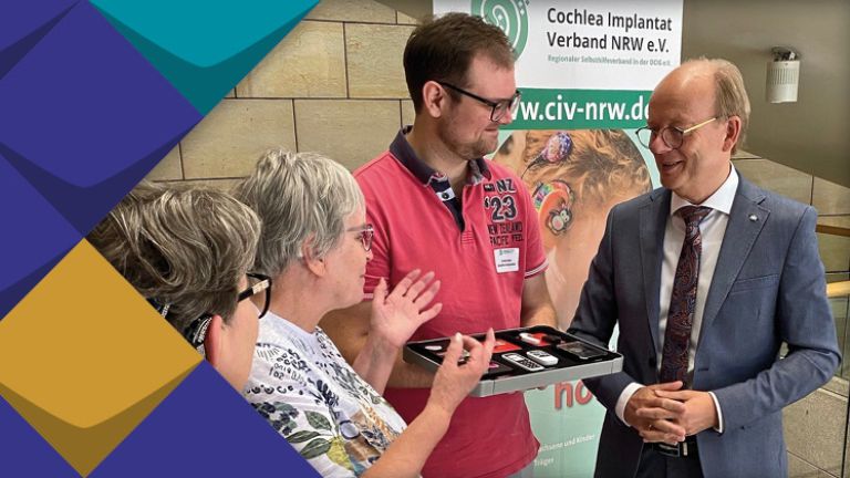  Im Gespräch mit dem Präsidenten des NRW-Landtags, André Kuper (rechts): die CIV-Vorstandsmitglieder Angela Titt, Marion Hölterhoff und Daniel Aplas (von links).